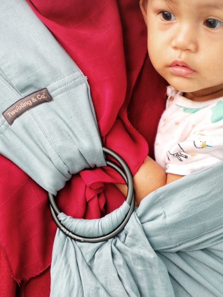 Sling Gendongan Tweeling & Co