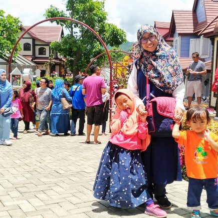Kota Mini Floating Market Lembang