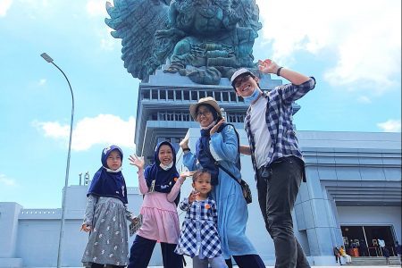 Patung Garuda Wisnu Kencana Bali