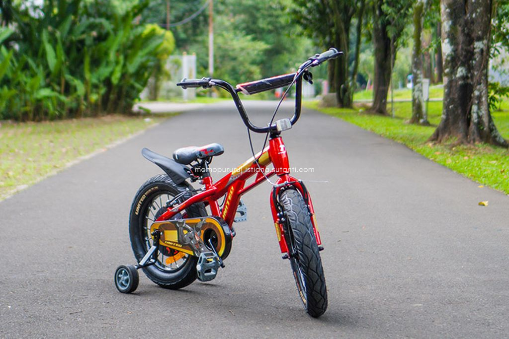 Sepeda Anak Kebun Raya Bogor