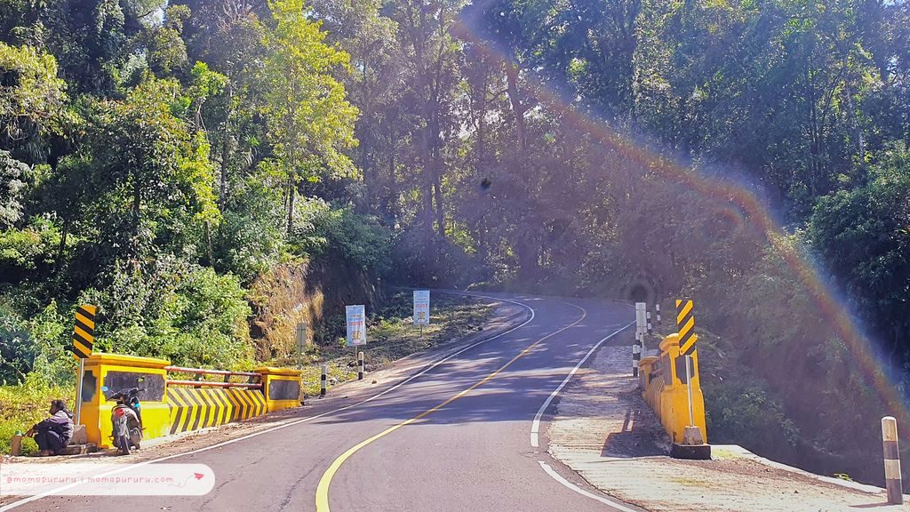 Jalanan Menuju Sembalun