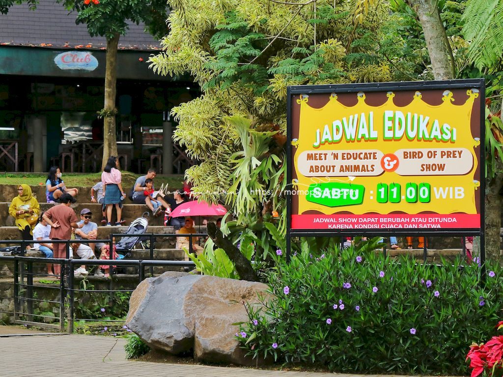 Jadwal show di Lembang Park & Zoo