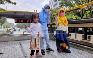 Bis Wisata Jakarta Tanpa Atap