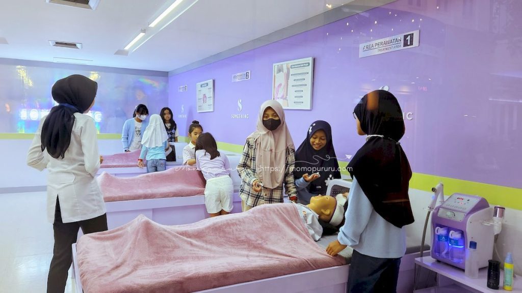 Jadi beauty therapist