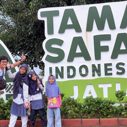 Berlibur ke Taman Safari Prigen