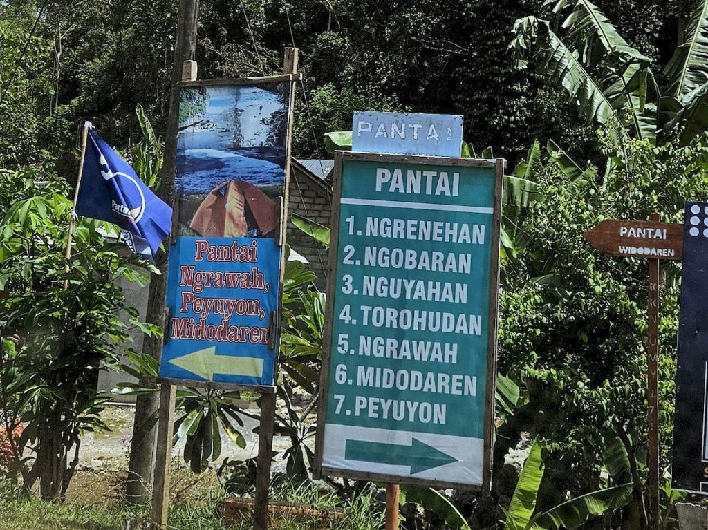 Pantai di Gunung Kidul
