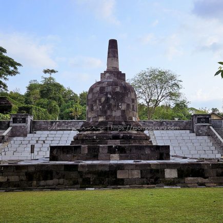 Candi Sumberwatu