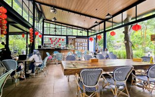 Breezy Cafe Jakarta Escape