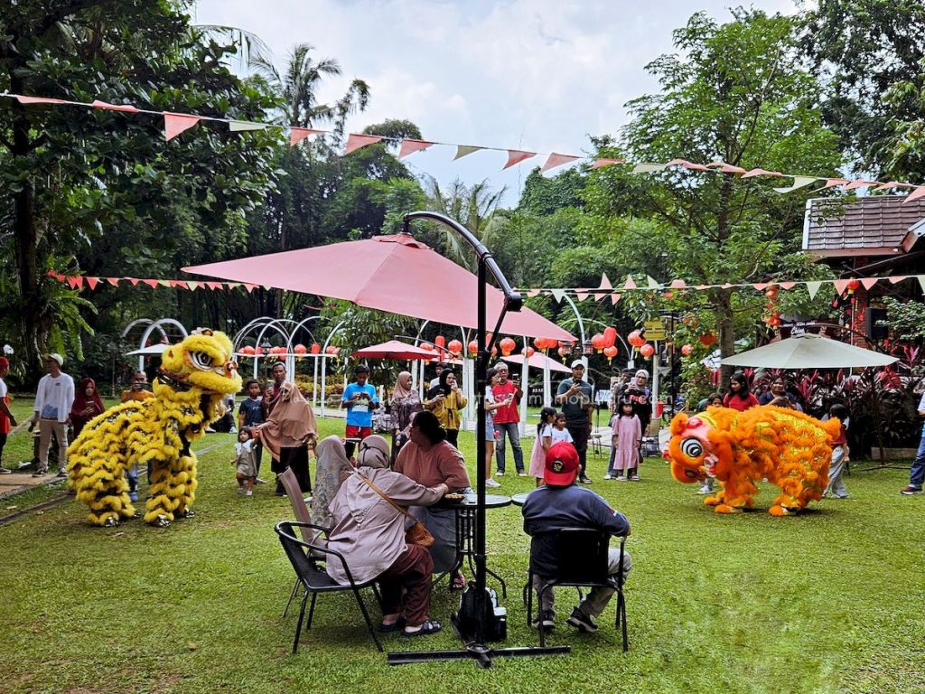 Pertunjukan Barongsai