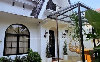 Fasad Depan The Alethea Villa