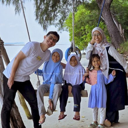 Wisata ke Pulau Tidung