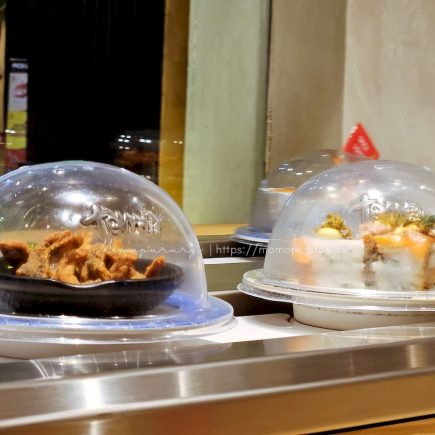 Sushi di rel berjalan