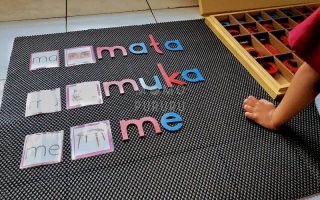 Belajar Calistung pakai Large Moveable Alphabet