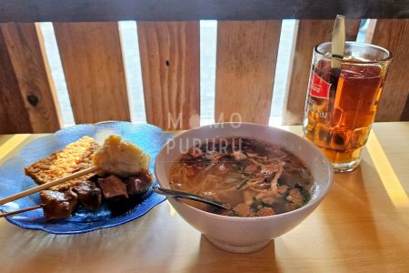 Soto Ayam bu Sri di Jogja