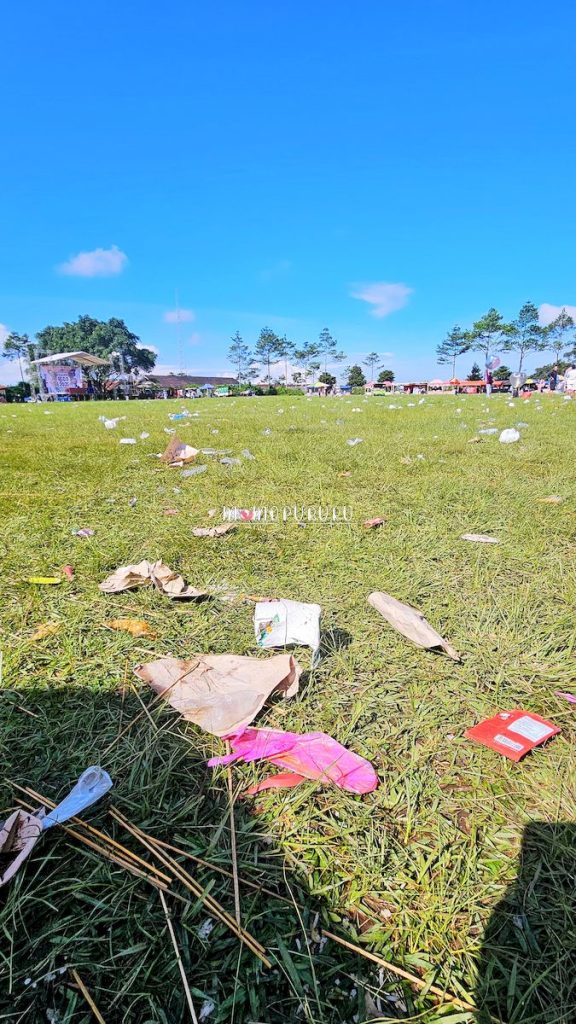 Sampah jadi berserakan