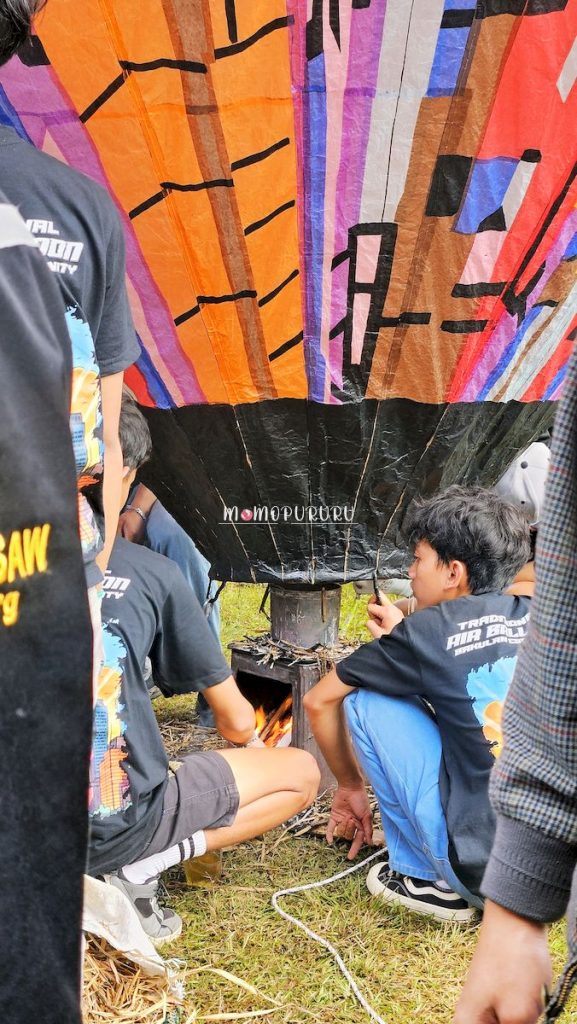 Tim di setiap balon udara