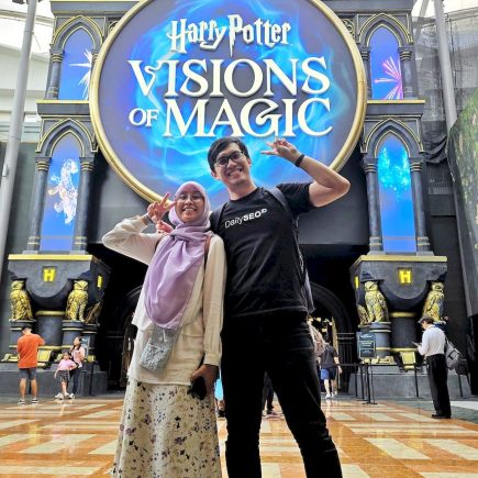 Sampai di Harry Potter: Visions of Magic