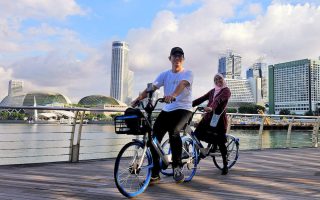 Bersepeda di Marina Bay Sands