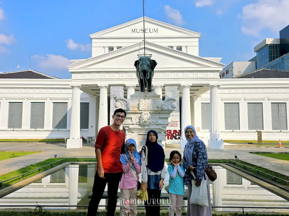 Siap walking tour di Museum Nasional