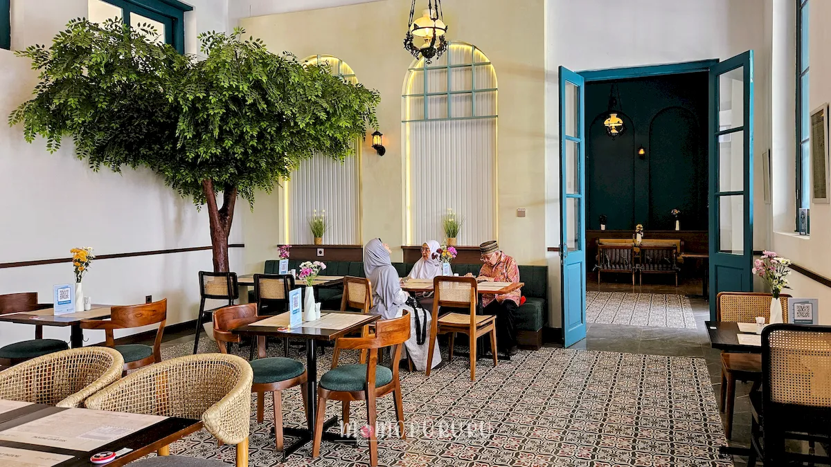 Suasana Dopamine Avenue