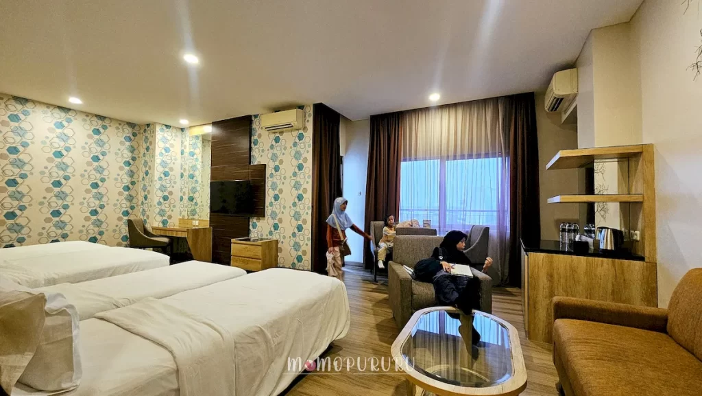 Kamar Family Gren Alia Jakarta