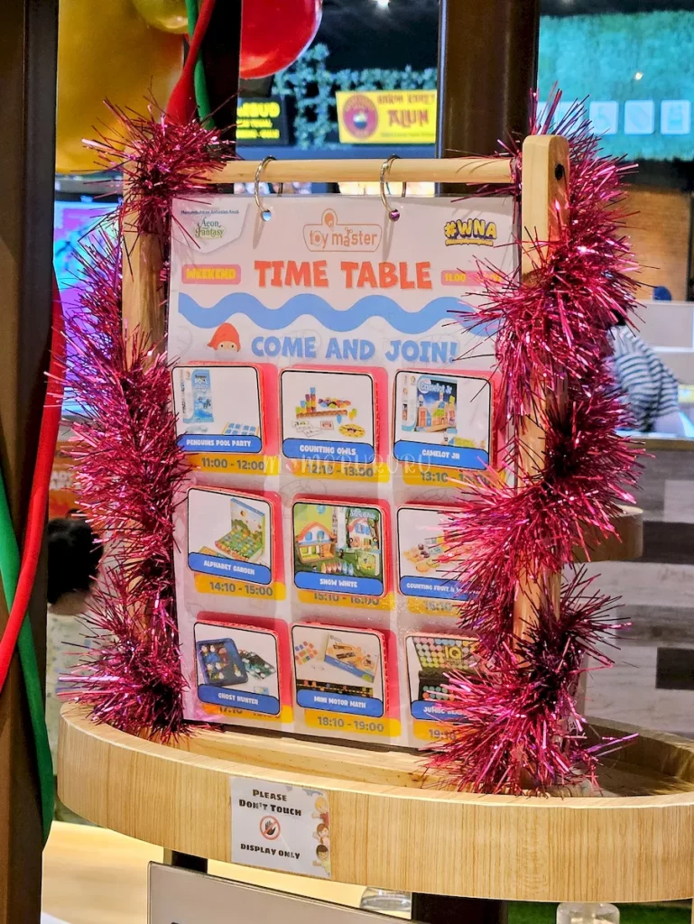 Mainan yang tersedia di Tonttu's Toy Academy