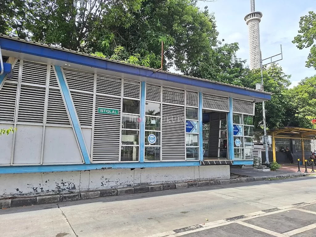 Halte TJ dekat Istiqlal