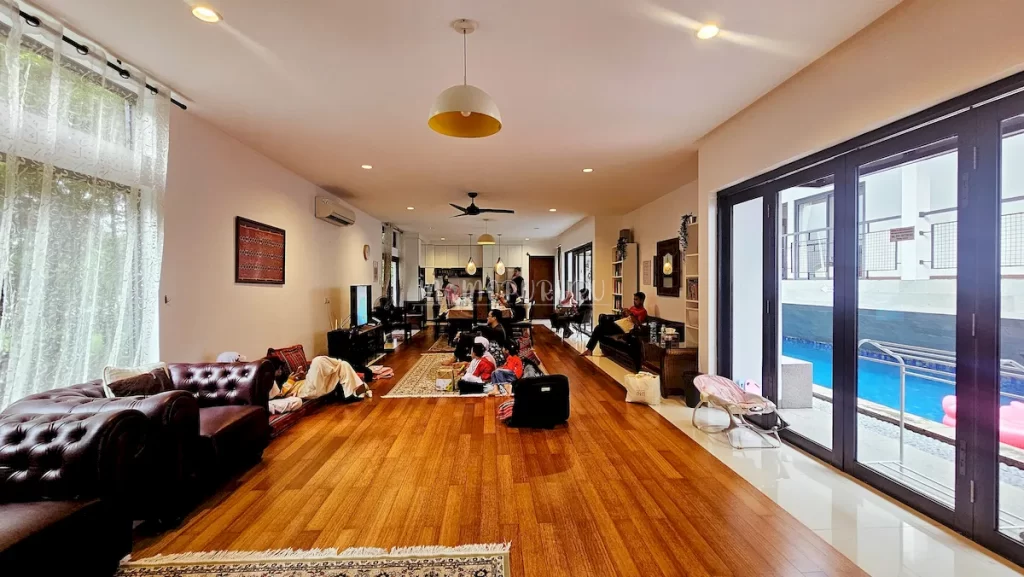 Desain yang open space