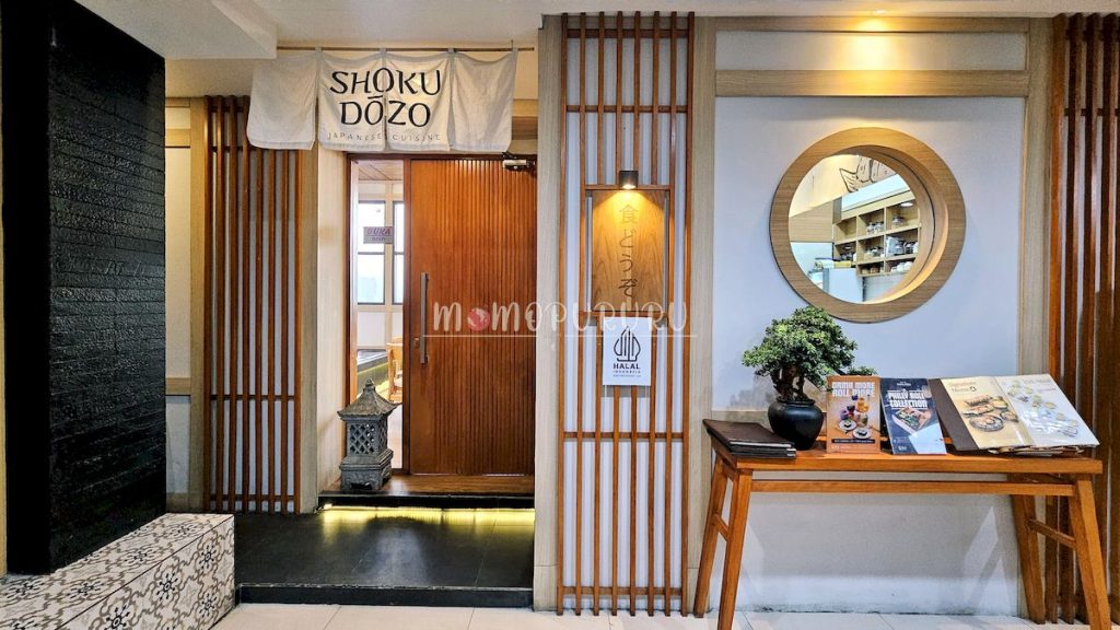 Restoran di Grand Tjokro Bandung