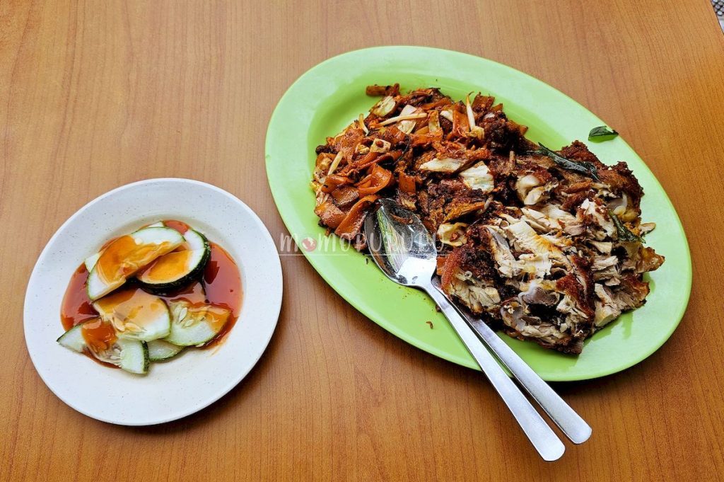 Kwetiau Goreng dan Ayam