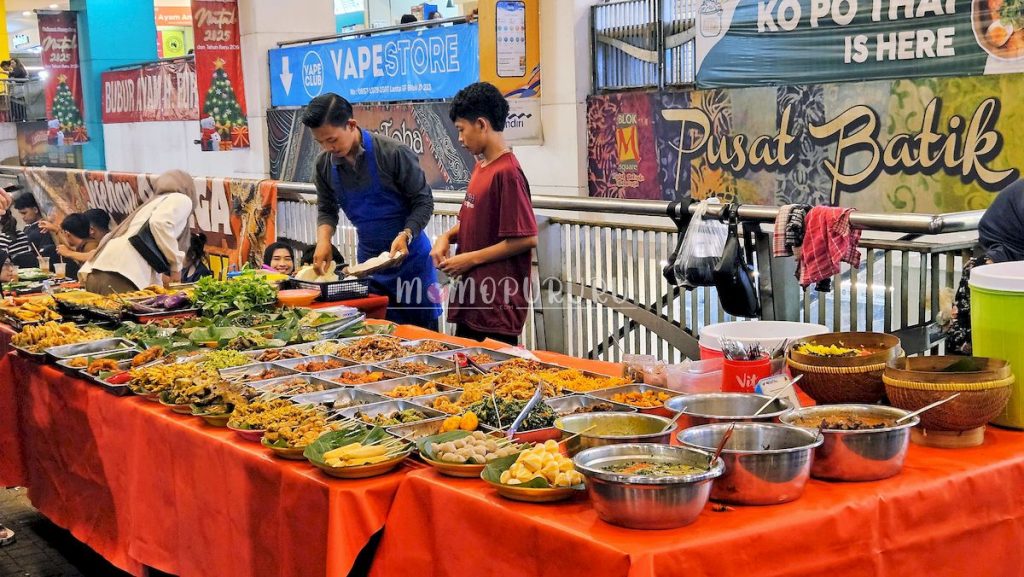 Makanan di Kuliner Blok M