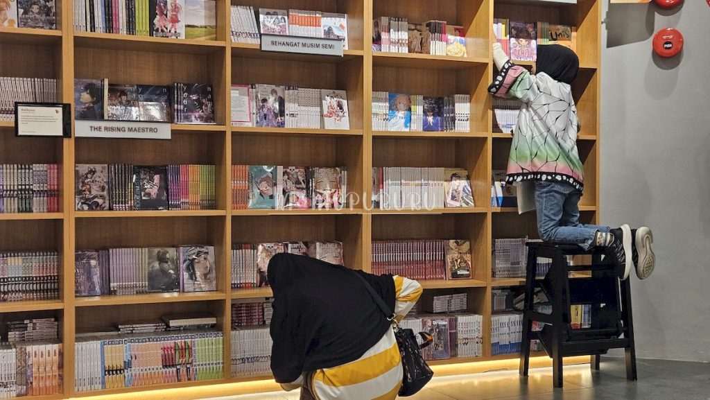 Rak buku Gramedia Jalma