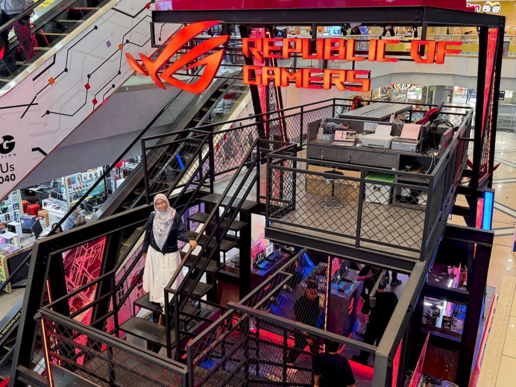 ASUS Corner Mangga Dua Mall by Agres